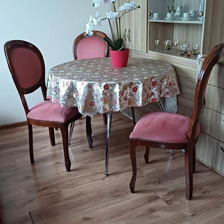 Ziemielu Mols Apartaments/Pirma Linija Pie Juras Liepāja 외부 사진